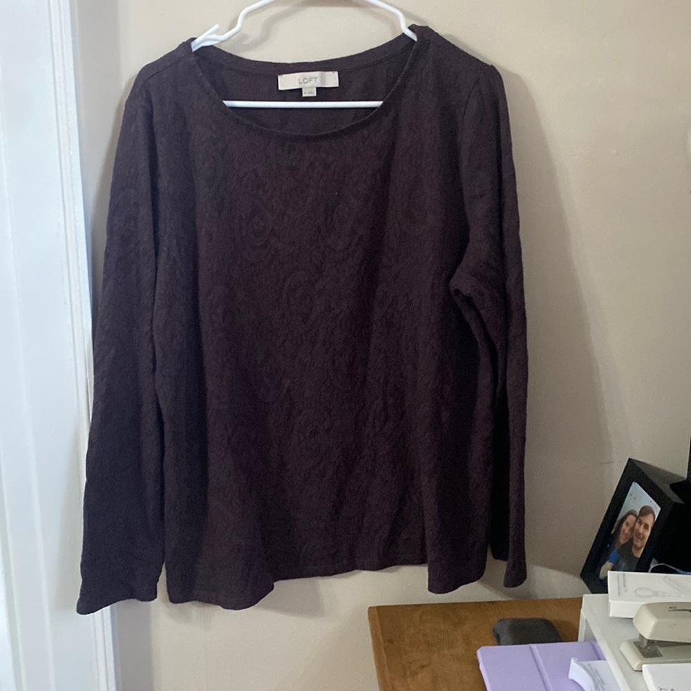 LOFT lace long sleeved tee